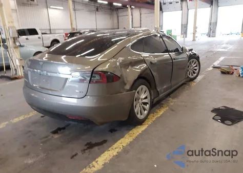 2016 Tesla Model S 60D/70D/75D/85D/90D из США, поврежденный, VIN 5YJSA1E20GF136887